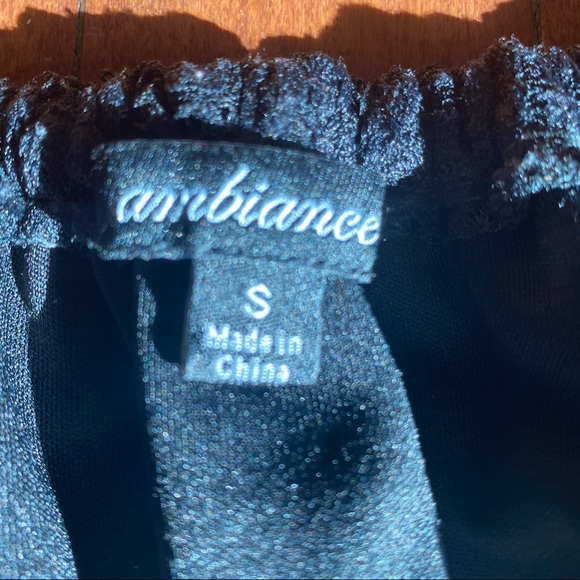 Black lace summer crop top - Picture 4 of 4